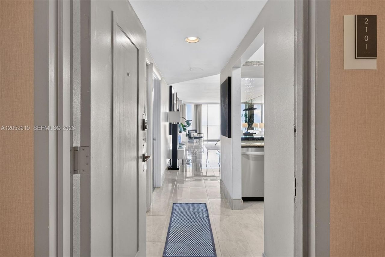 17375 Collins Ave , Unit 2101, Sunny Isles Beach, FL 33160 Photo