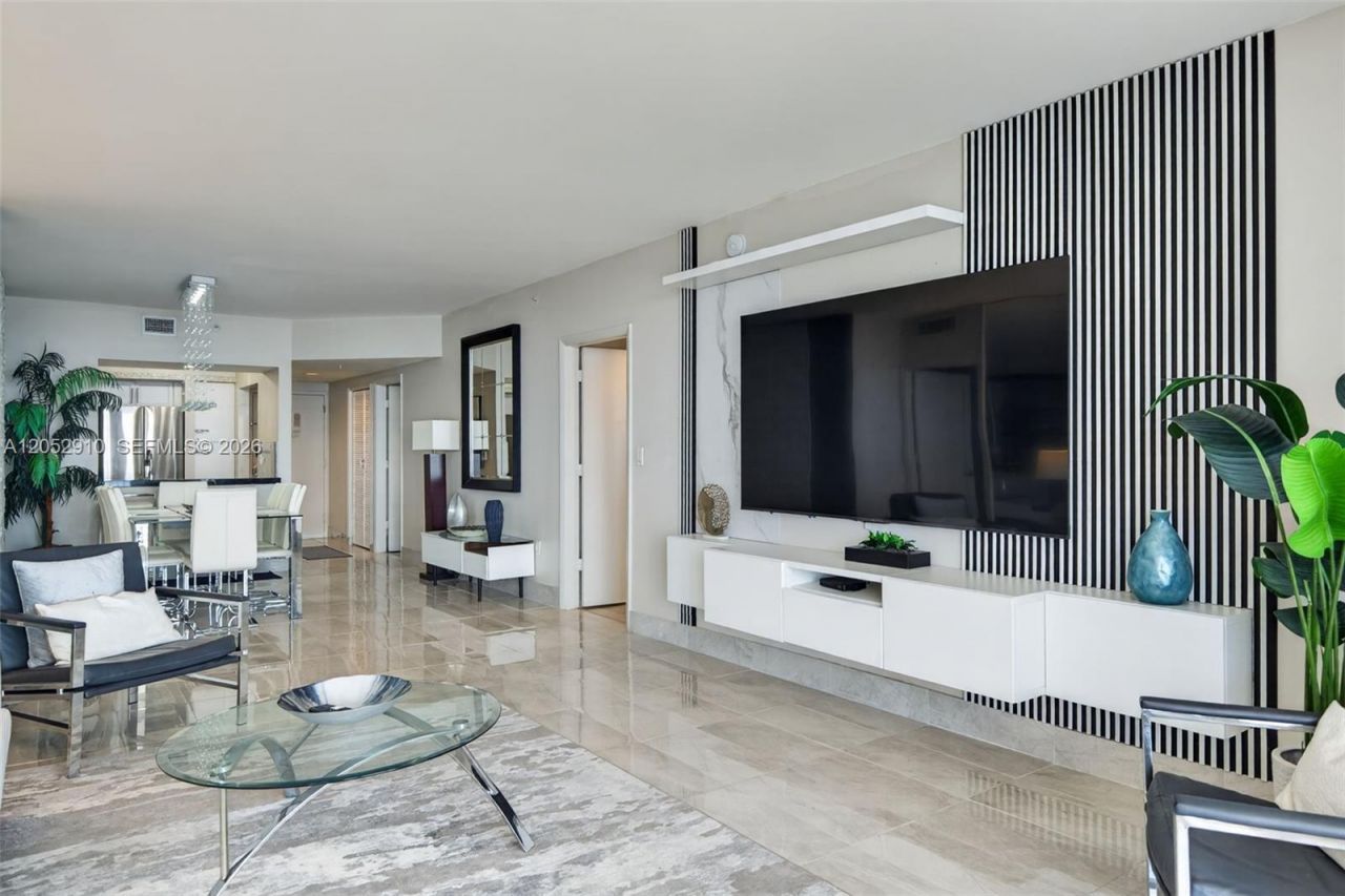 17375 Collins Ave , Unit 2101, Sunny Isles Beach, FL 33160 Photo