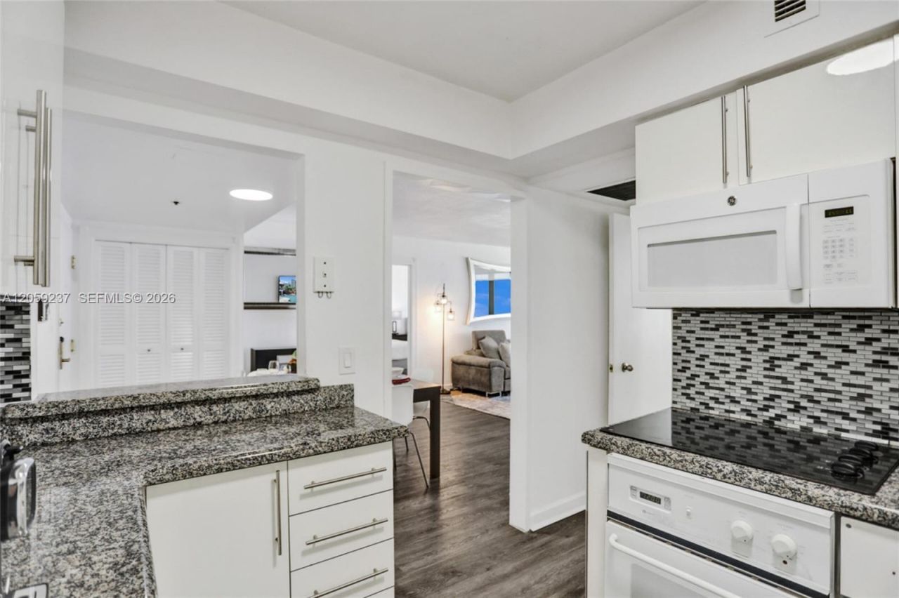 Please Call For Address, Unit 1110, Miami Beach, FL 33140 Photo