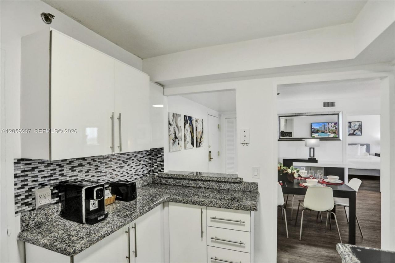 Please Call For Address, Unit 1110, Miami Beach, FL 33140 Photo