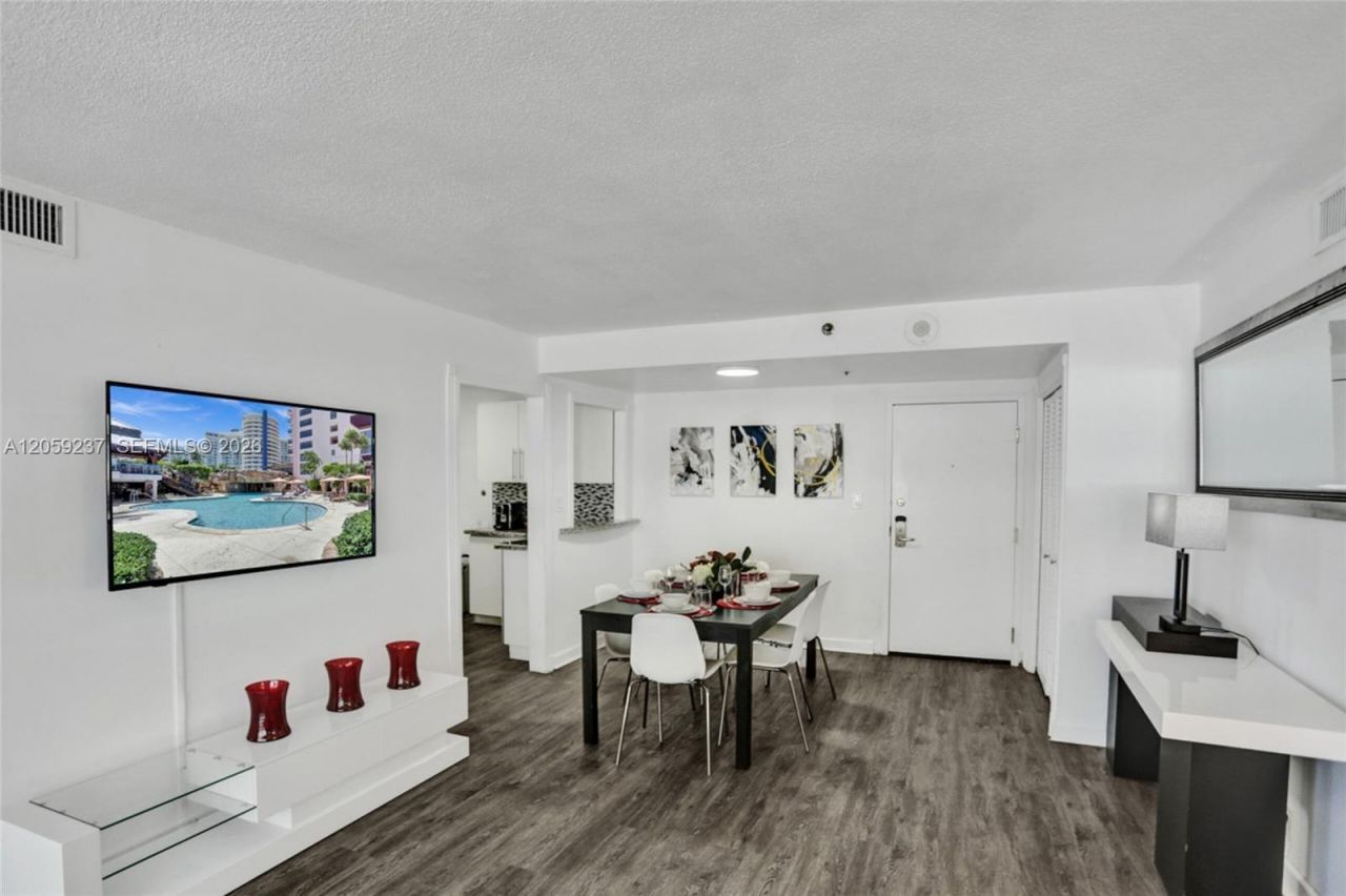 Please Call For Address, Unit 1110, Miami Beach, FL 33140 Photo