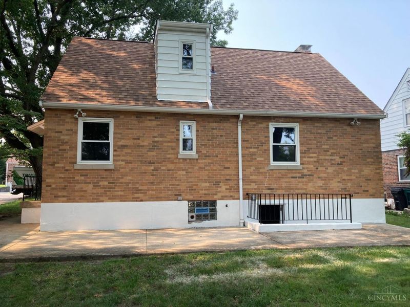 2647 Foran Drive, Cincinnati, OH 45238 Photo 2