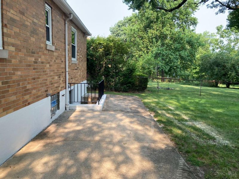 2647 Foran Drive, Cincinnati, OH 45238 Photo 3