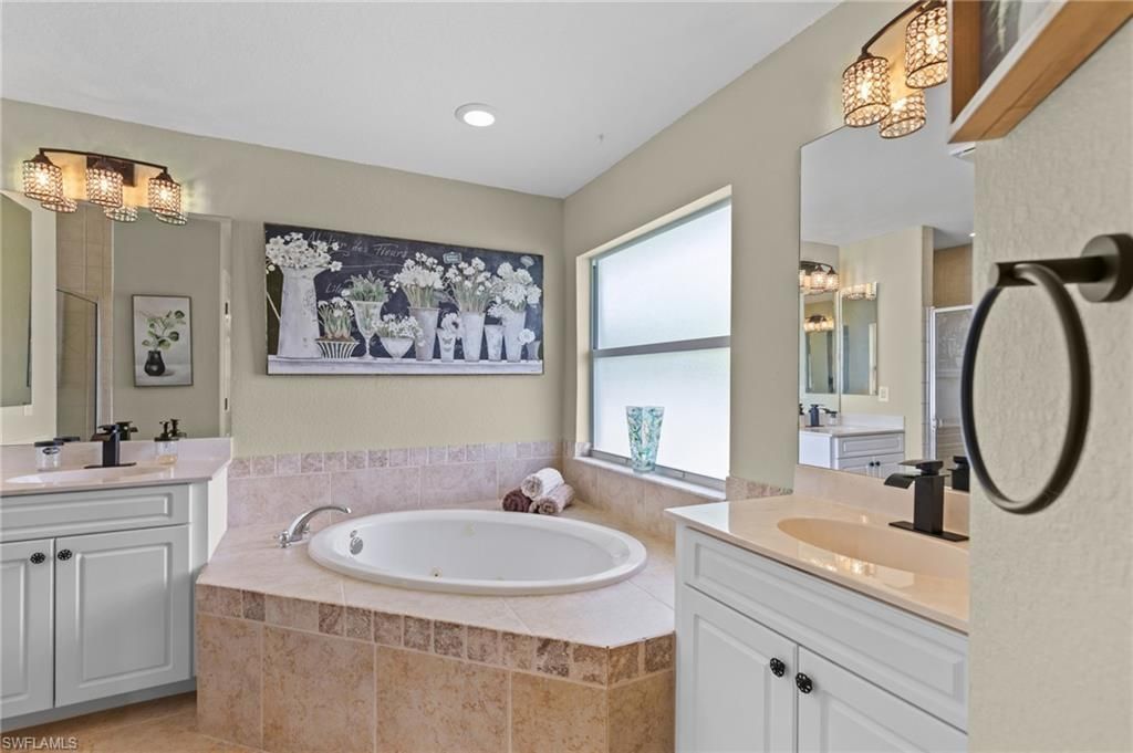 441 NE 5th Ave, Cape Coral, FL 33909 Photo