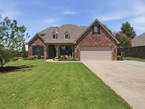 11403 E 105th Street N, Owasso, OK 74055