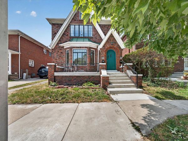 873 - 875 Nottingham Road, Grosse Pointe, MI 48230
