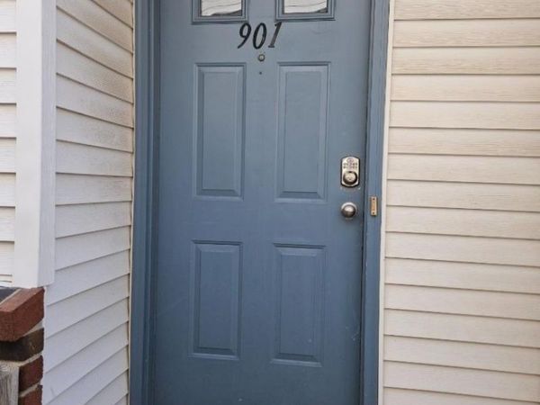901 Reed Ct, Raritan, NJ 08822