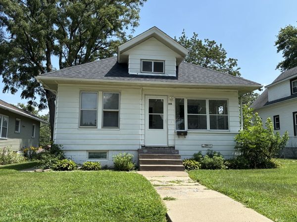 2915 Fair Avenue , Davenport, IA 52803