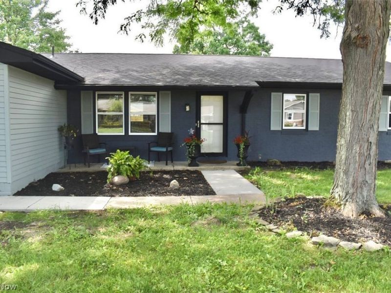 5629 London Drive , Austintown, OH 44515 Photo 2