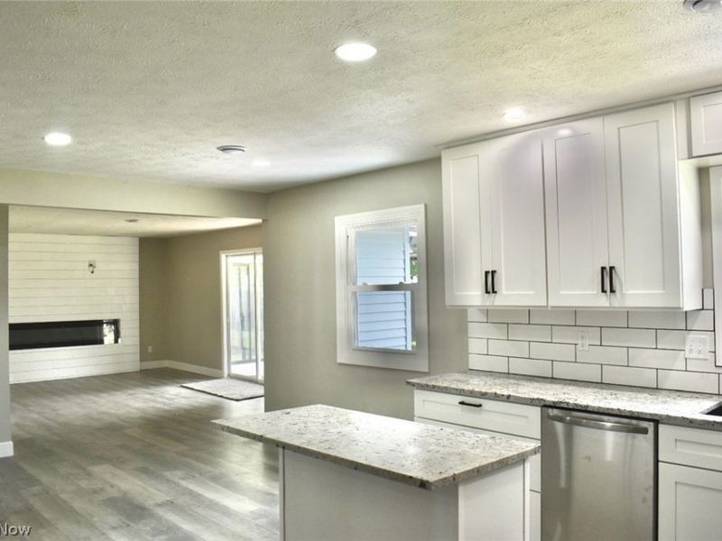 5629 London Drive , Austintown, OH 44515 Photo 8