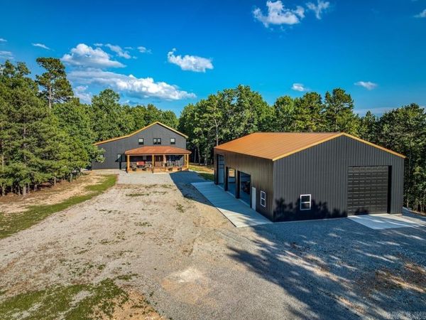 3 Mackenzi Ridge Lane , Yellville, AR 72687