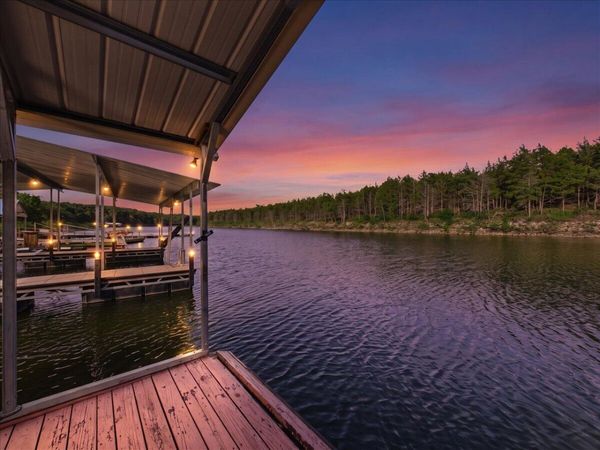 25845 County Road 306 , Pittsburg, MO 65724