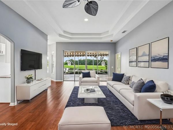 4516 NW Wandering Oak Court, Jensen Beach, FL 34957