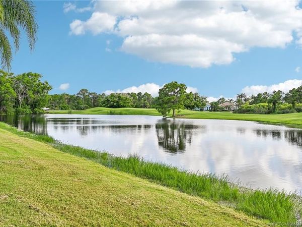 4516 NW Wandering Oak Court, Jensen Beach, FL 34957