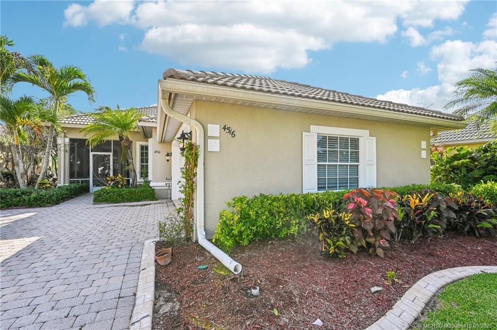 4516 NW Wandering Oak Court, Jensen Beach, FL 34957 Photo