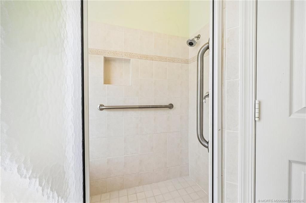 4516 NW Wandering Oak Court, Jensen Beach, FL 34957 Photo