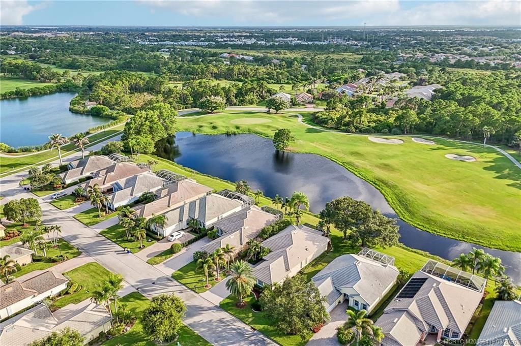 4516 NW Wandering Oak Court, Jensen Beach, FL 34957 Photo