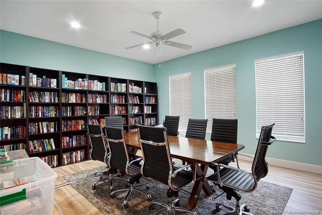 4516 NW Wandering Oak Court, Jensen Beach, FL 34957 Photo