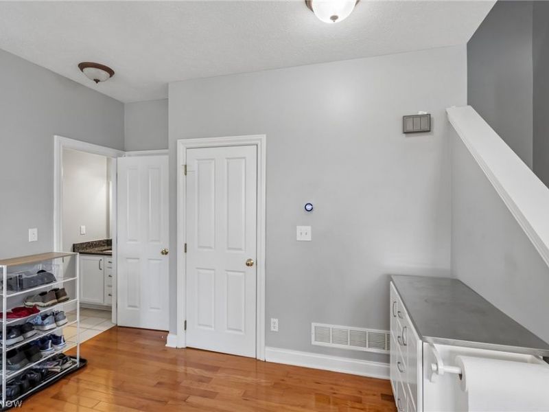 2708 Martin Luther King Jr Drive, Cleveland, OH 44104 Photo 18
