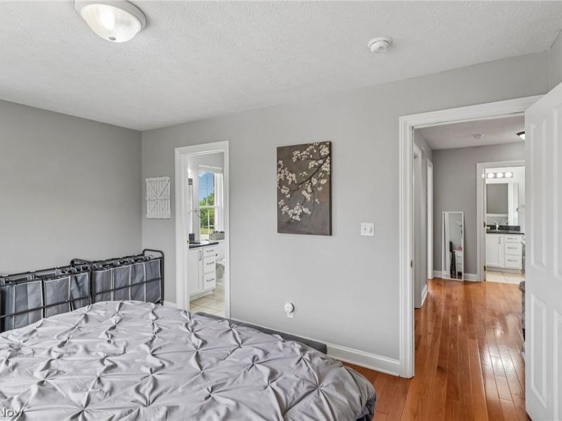 2708 Martin Luther King Jr Drive, Cleveland, OH 44104 Photo 33