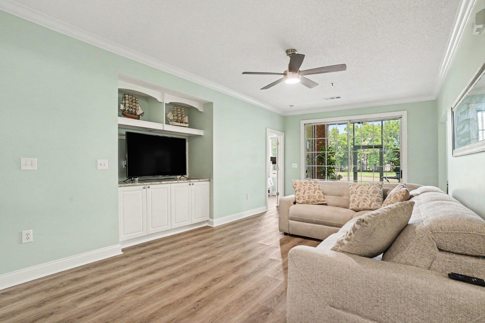 6203 Catalina Dr.  Photo 7