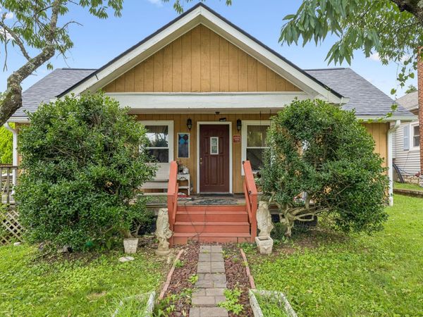 114 28th St , Old Hickory, TN 37138