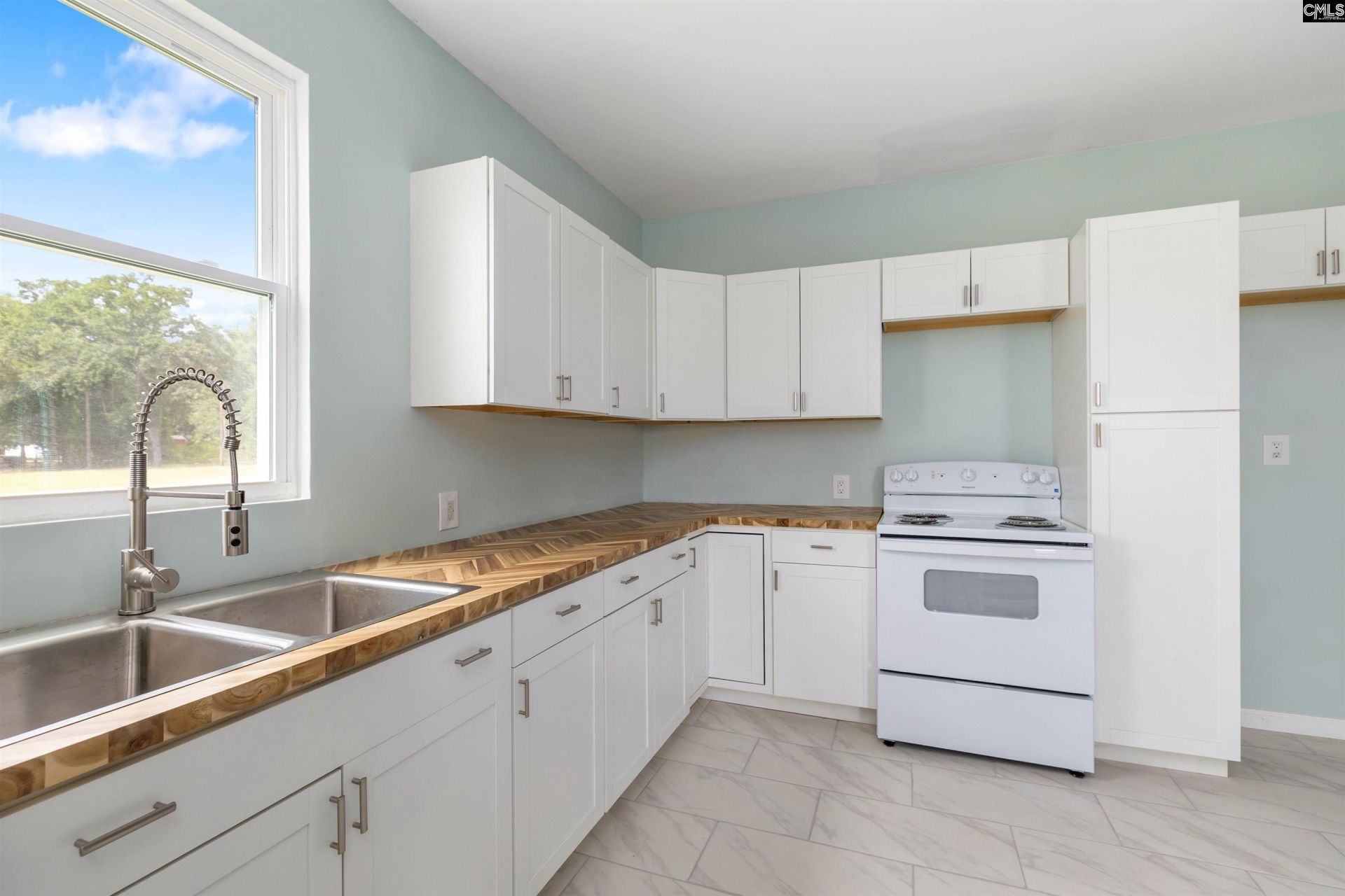 4522 Stagecoach Road  Photo 4