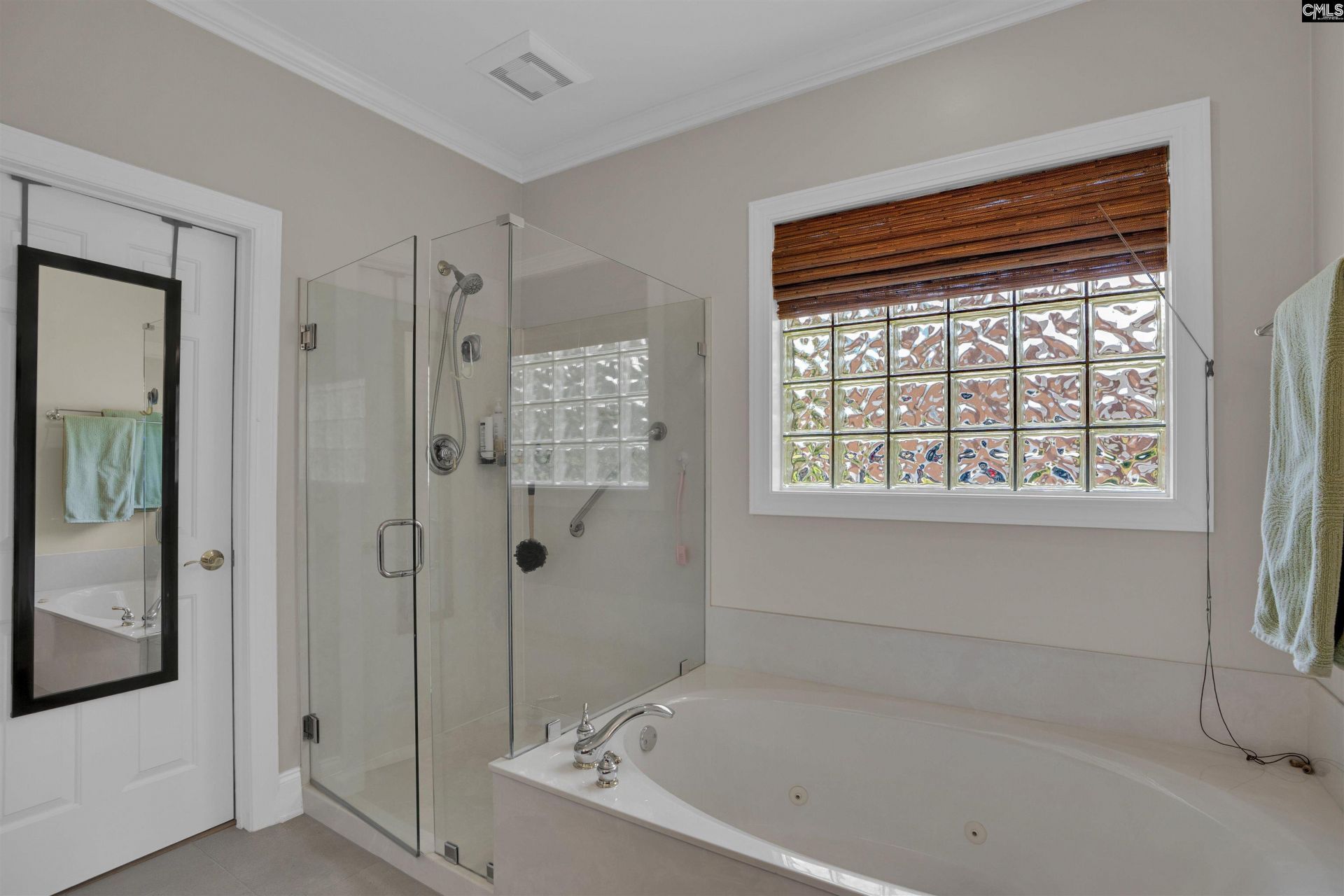 108 Inverness Drive Photo 17