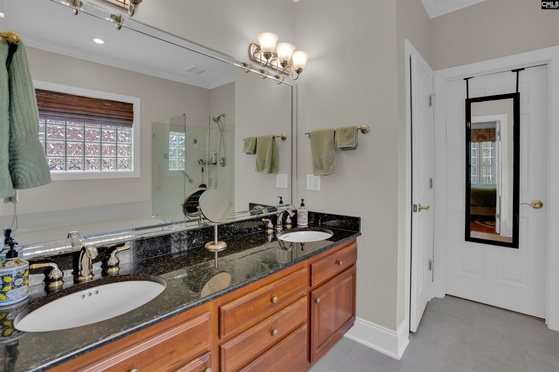 108 Inverness Drive Photo 6