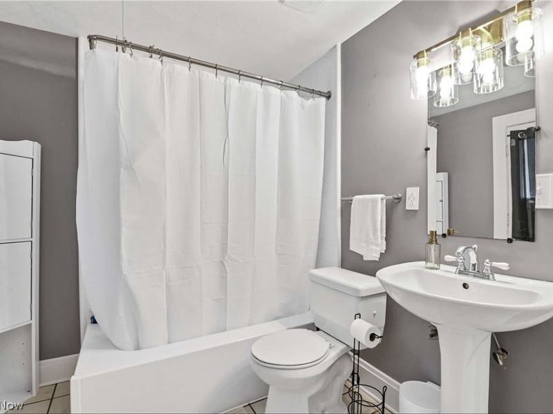 3371 W 131st Street, Cleveland, OH 44111 Photo 26