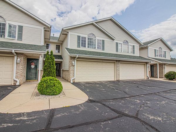 622 Shepherds DRIVE, Unit #3, West Bend, WI 53090