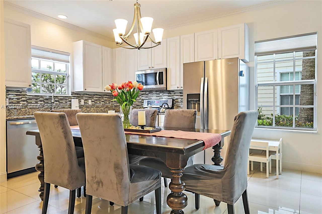 4216 Leo Ln , Unit 4F, Palm Beach Gardens, FL 33410 Photo