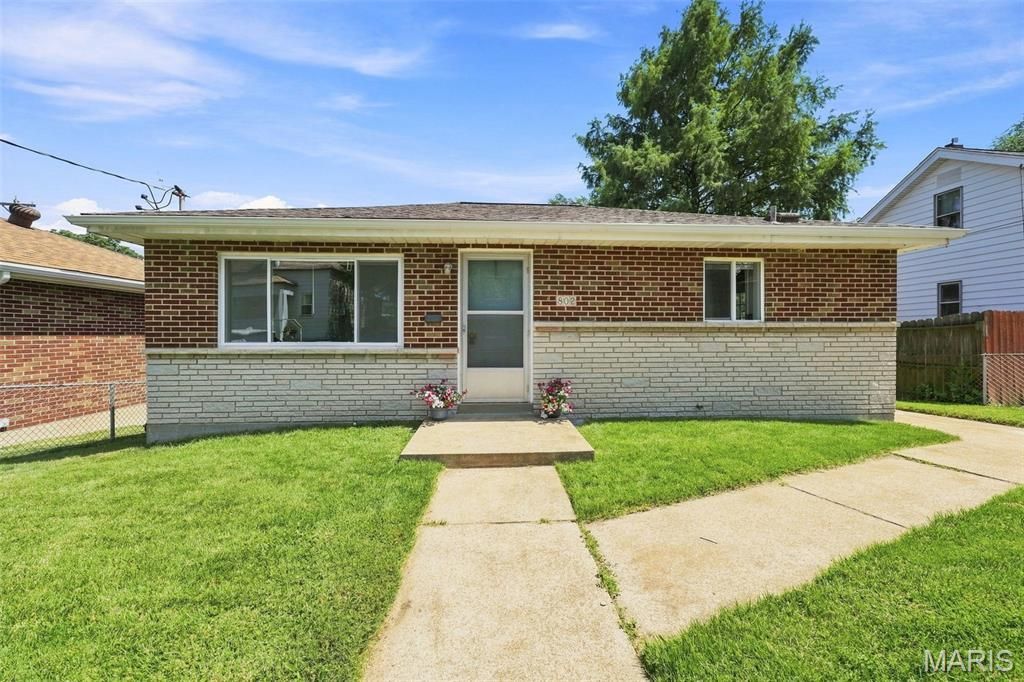 802 Dammert Avenue, Saint Louis, MO 63125 Main Photo