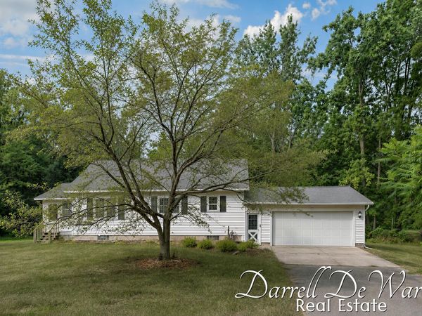 130 79th Street SE, Grand Rapids, MI 49508
