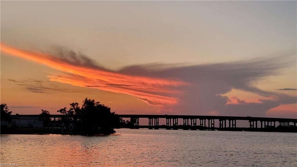 302 Shoreland Dr , Fort Myers, FL 33905 Photo