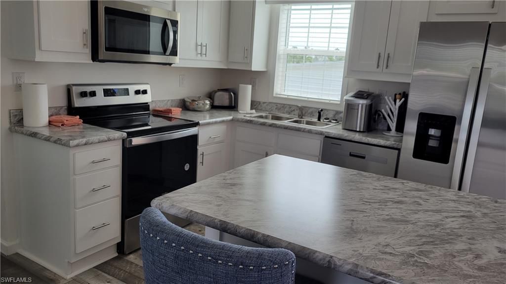 302 Shoreland Dr , Fort Myers, FL 33905 Photo