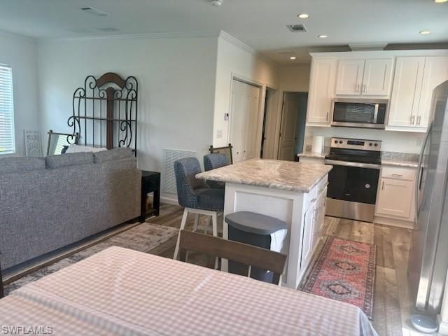 302 Shoreland Dr , Fort Myers, FL 33905 Photo