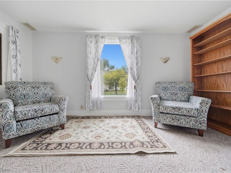 143 E Highland Avenue , Ravenna, OH 44266 Photo 4