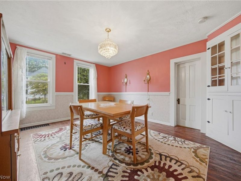 143 E Highland Avenue , Ravenna, OH 44266 Photo 8