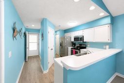657 Tupelo Ln.  photo 4