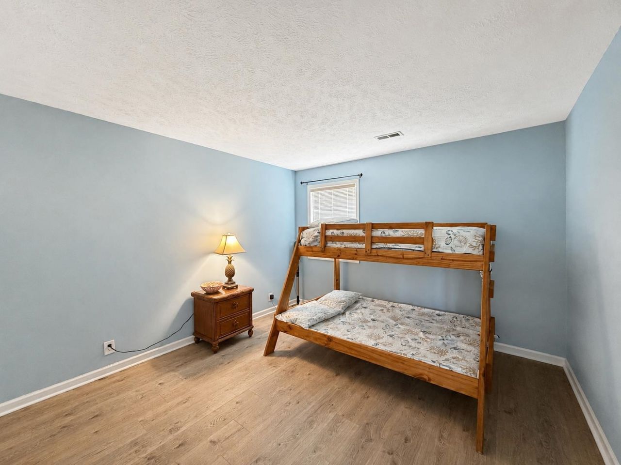 657 Tupelo Ln.  Photo 20