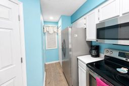 657 Tupelo Ln.  photo 4