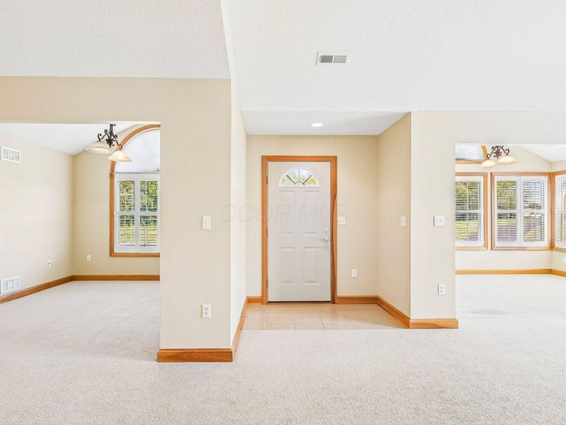 1639 Crossing Boulevard, Circleville, OH 43113 Photo 11