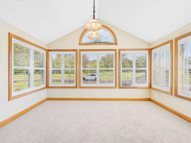 1639 Crossing Boulevard, Circleville, OH 43113 Photo 17