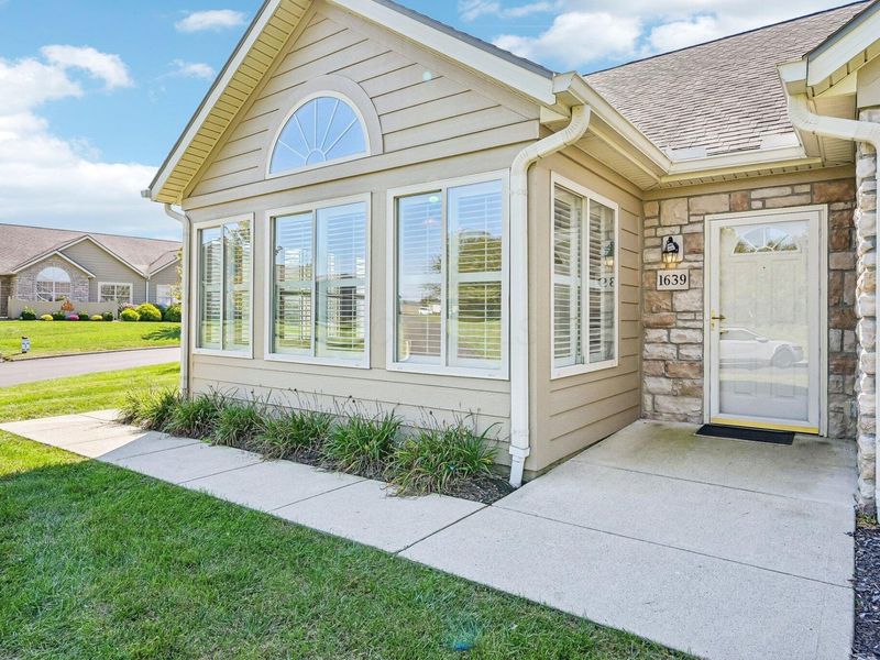 1639 Crossing Boulevard, Circleville, OH 43113 Photo 6