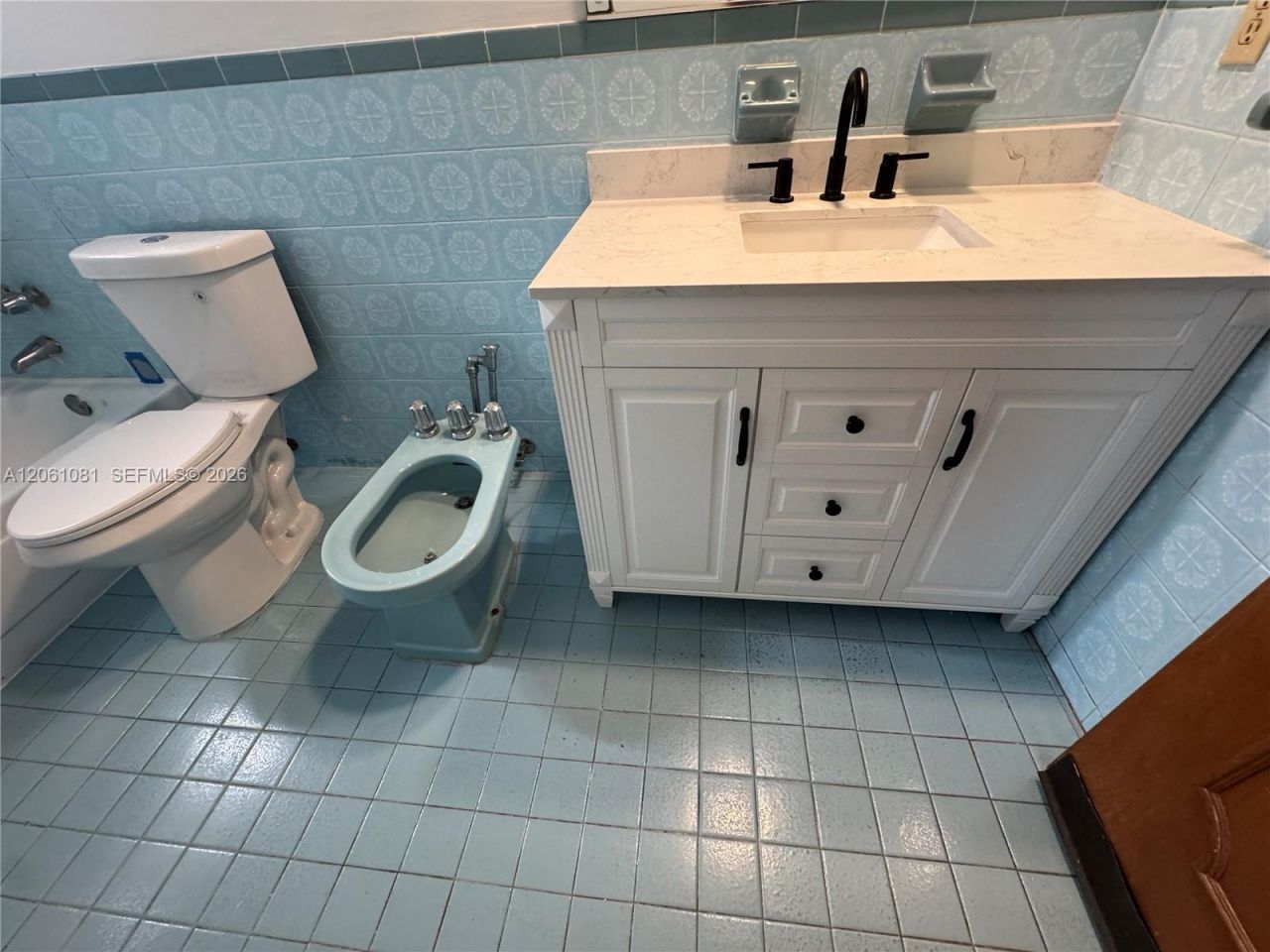 2524 SW 6th St , Miami, FL 33135 Photo