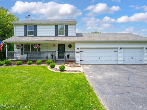 2401 Golf Club Road, Oceola Township, Mi 48843