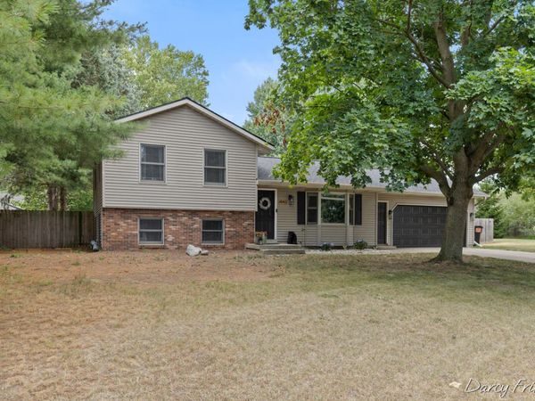 4143 Dennis Court, Hudsonville, MI 49426