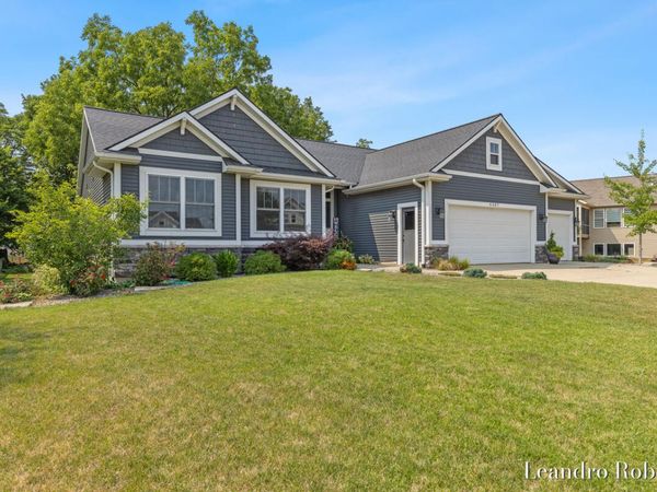 6587 Alward Drive, Hudsonville, MI 49426