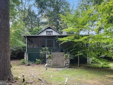 630 BUCHANAN VALLEY ROAD, ORRTANNA, PA 17353